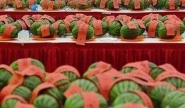 上海出差吃瓜群众