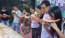 搞笑吃瓜围观视频大全,笑料百出！搞笑吃瓜围观视频大盘点