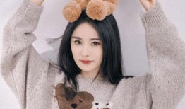 吃瓜小熊穿吊带,吃瓜小熊引领时尚潮流