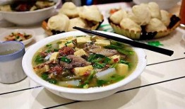 吃牛杂可以吃哈密瓜吗,意想不到的美食组合探索