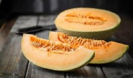 吃蜜瓜跑肚,夏日消暑需谨慎