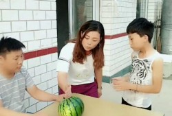 母亲梦见儿子吃瓜,母亲梦中儿子吃瓜的温馨启示