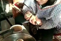 胖嫂吃角瓜视频