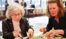 老金吃瓜校服,揭秘校园校服背后的故事